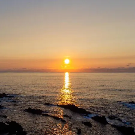 Natural Pool House * Mosteiros (Azores)