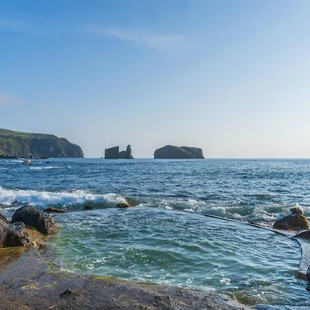 Natural Pool House Mosteiros (Azores)