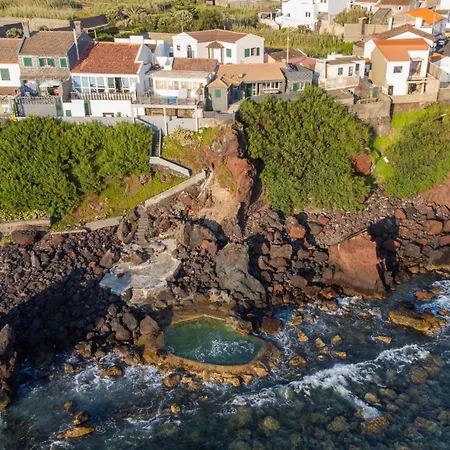 Natural Pool House بيت للعطل *